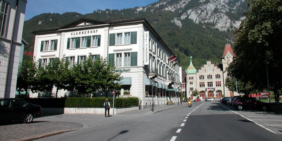 Hotel Post Glarnerhof Glarus Buitenkant foto